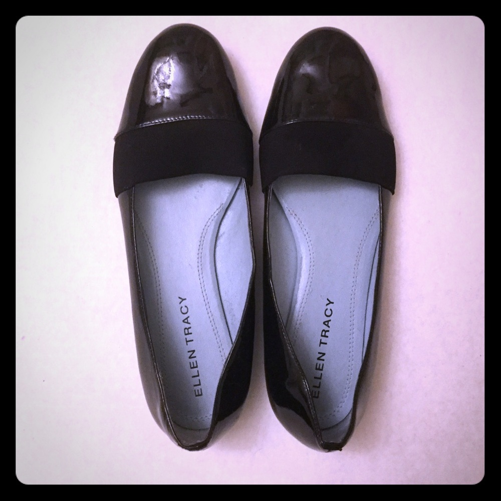 Ellen Tracy Flats 6.5M
